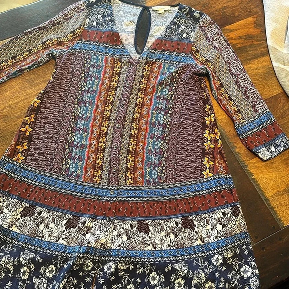 One The Land Boho top EUC Free with 2 item bundle! - Picture 1 of 8